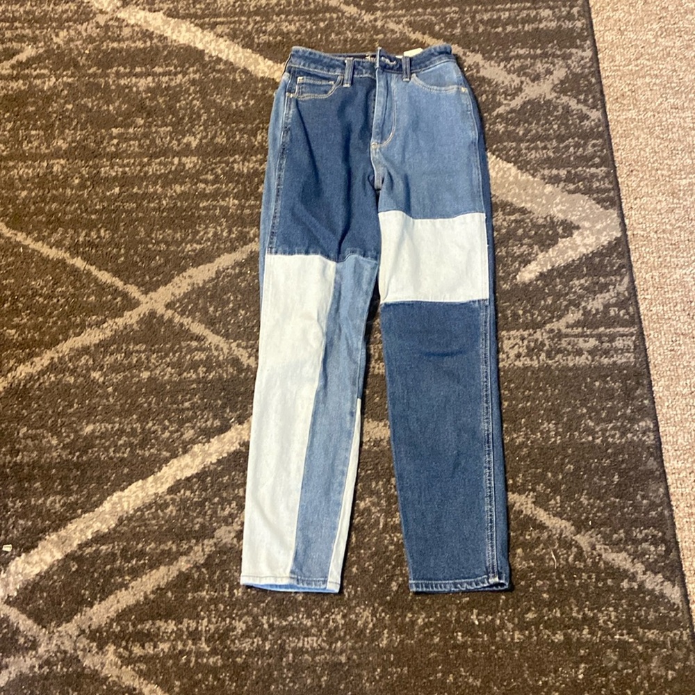 Hollister mom jeans!